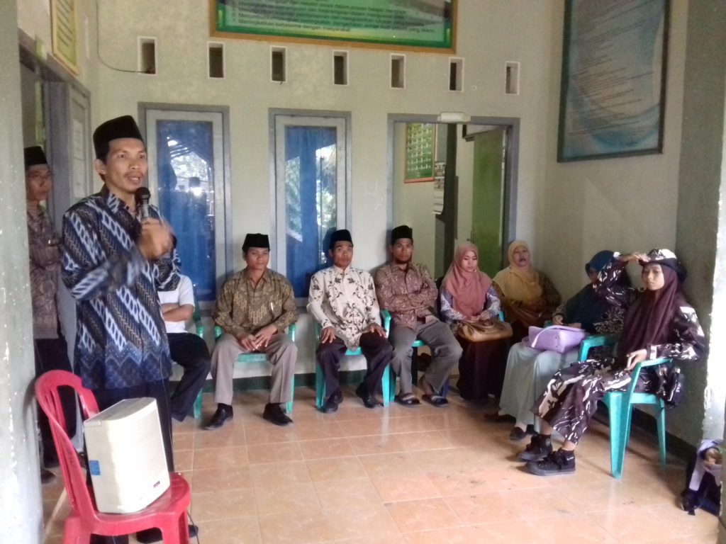 Kamad Tsabiwa Lepas Kurnia Oktaviana Peserta Jambore Nasional X 2016