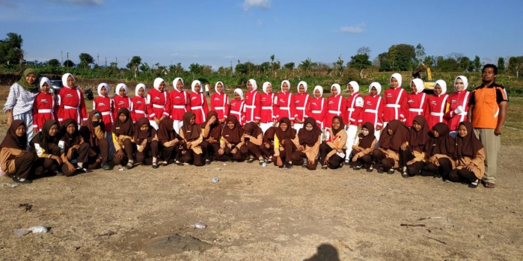 HUT RI Ke-74, Tsabiwa Ikuti Lomba Gerak Jalan Indah Putri